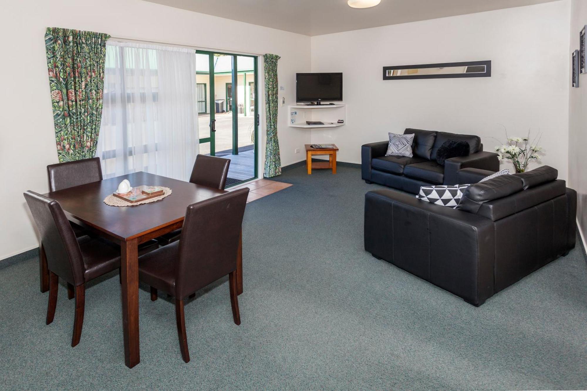 Coromandel Court Motel ภายนอก รูปภาพ