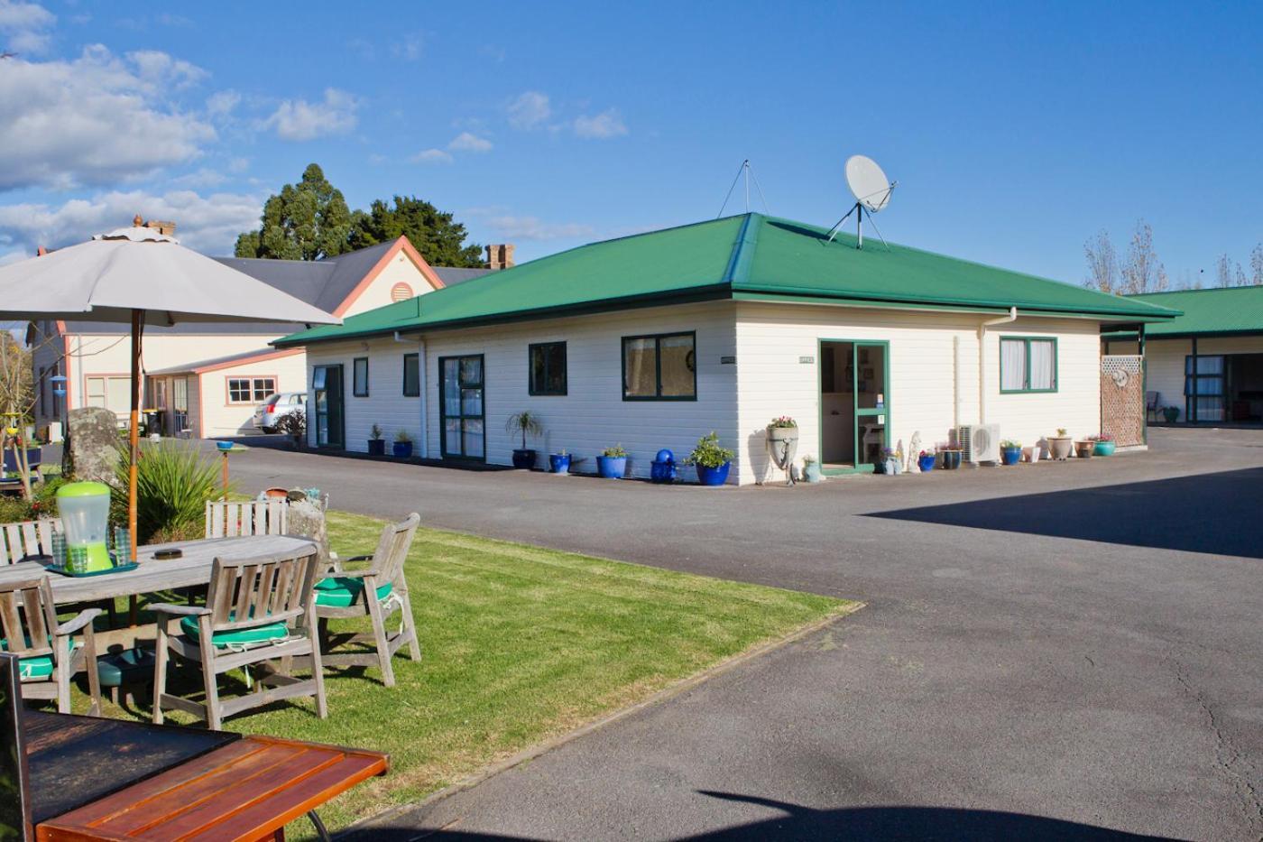 Coromandel Court Motel ภายนอก รูปภาพ